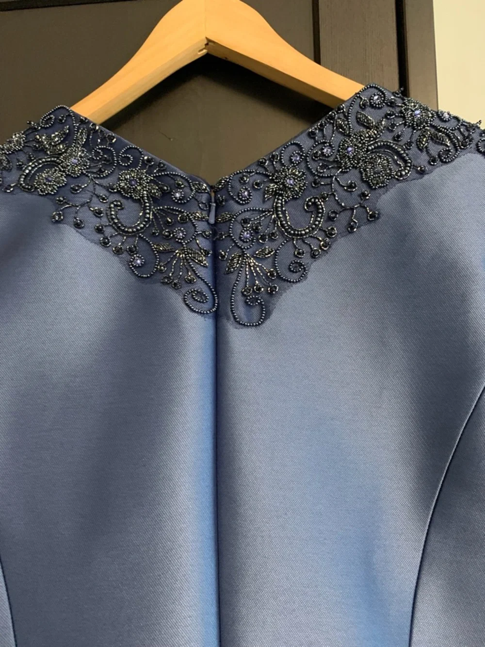 Theia Blue Sequinned Cocktail Dress - Picture 4 of 7
